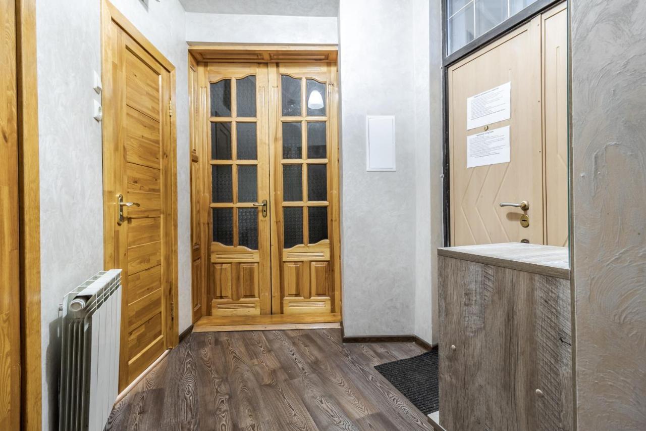 Akademika Hnatyuka Apartment Lviv Ngoại thất bức ảnh